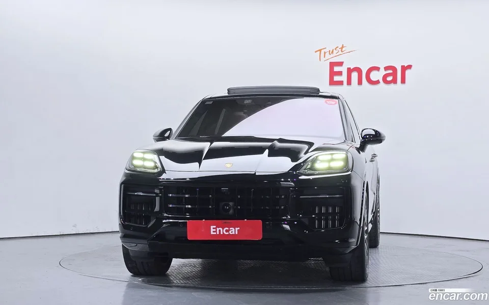 Porsche Cayenne 4.0 GTS 2025 — миниатюра 3