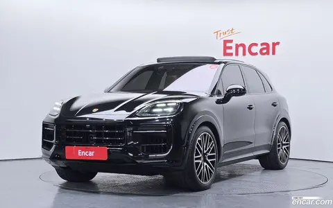 Porsche Cayenne 2025 buy in Moscow