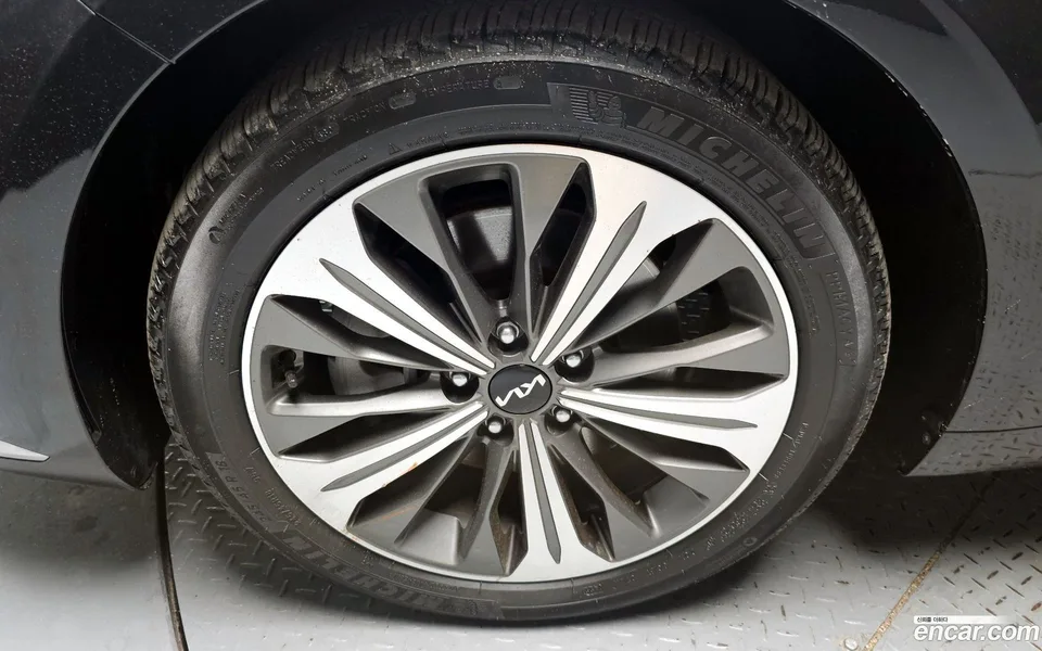 Kia K8 2.5 2WD 2022 — миниатюра 2