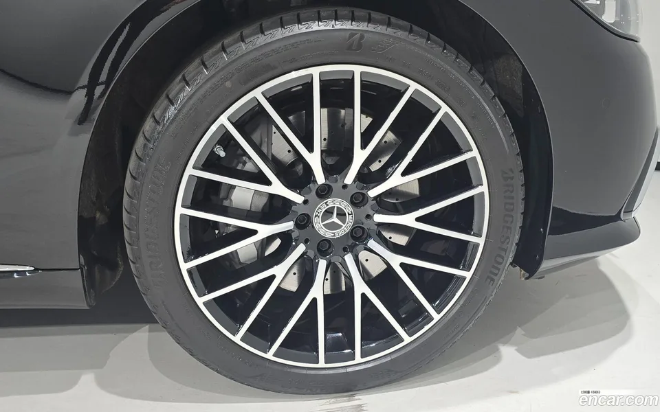 Mercedes-Benz S-Class S580L 4MATIC 2025 — миниатюра 2