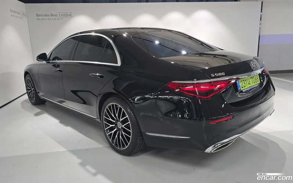 Mercedes-Benz S-Class S580L 4MATIC 2025 — миниатюра 3