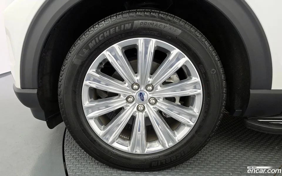 Ford Explorer 2.3 4WD 2023 — миниатюра 5