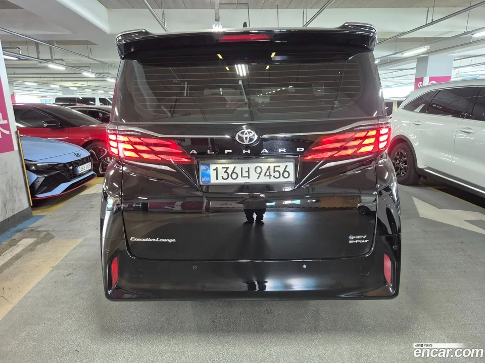 Toyota Alphard 2.5 HEV AWD 2025 — миниатюра 4