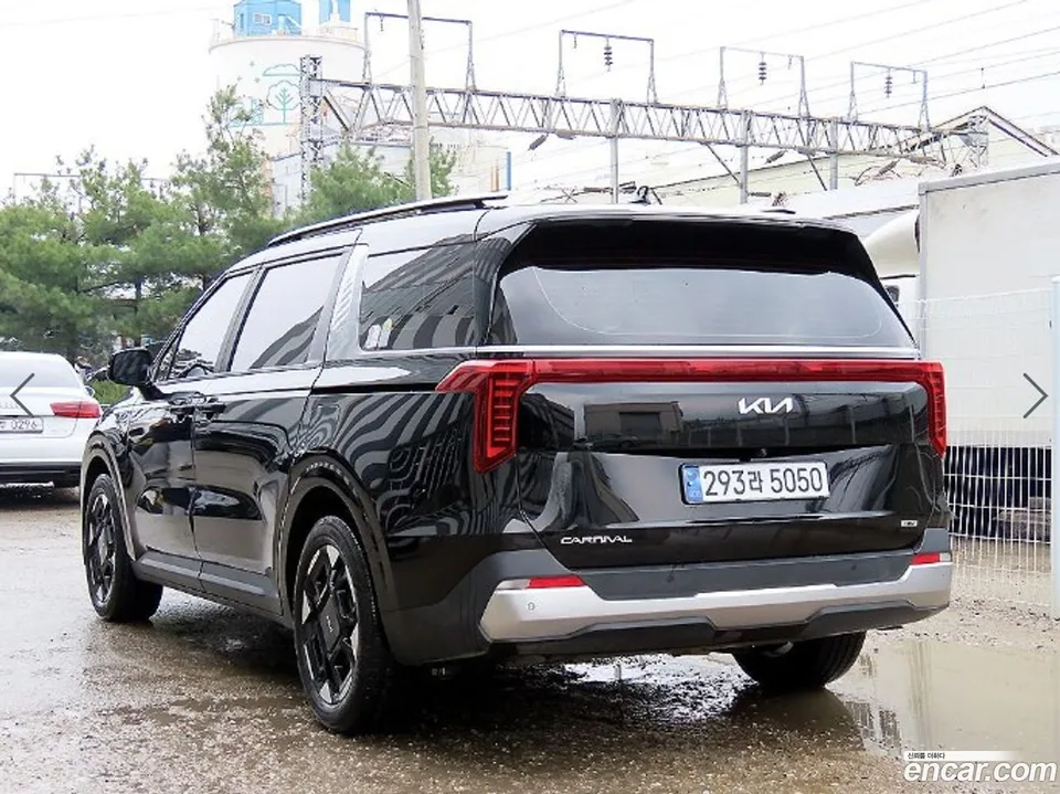 Kia Carnival HEV 9 2024 — миниатюра 3