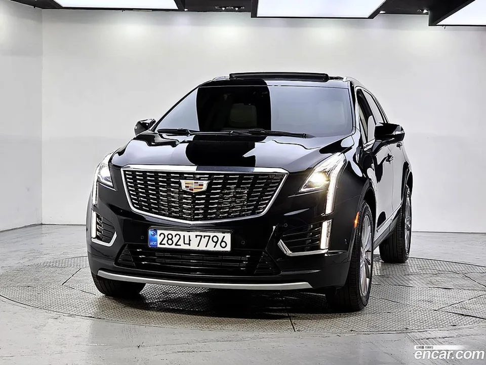 Cadillac XT5 3.6 AWD 2023 — thumbnail 3