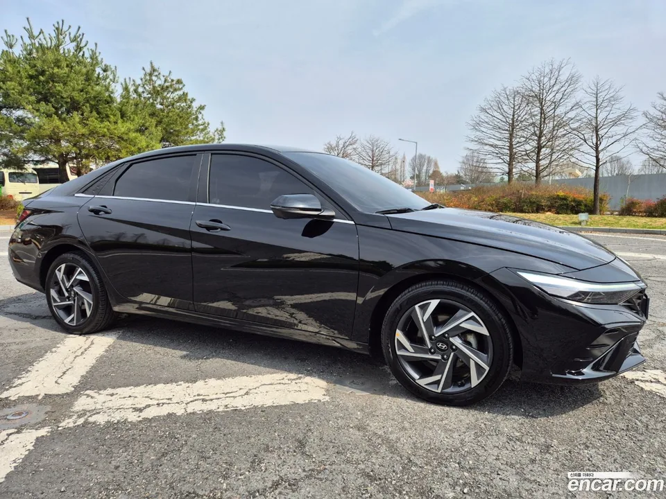 Hyundai Avante CN7 1.6 2023 — миниатюра 3