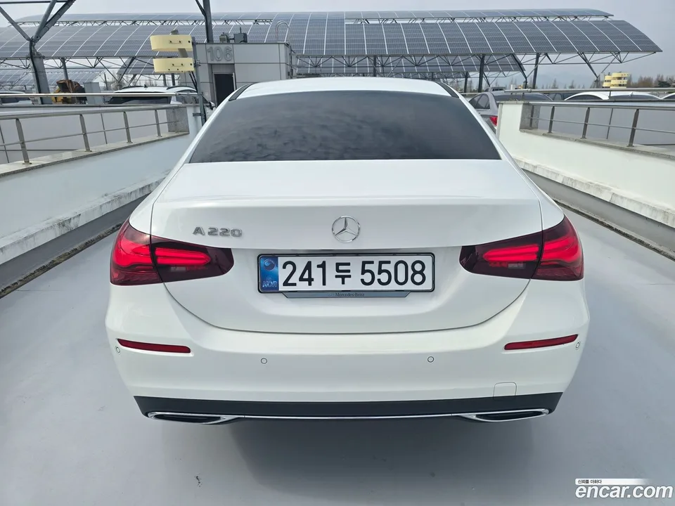 Mercedes-Benz A-Class A220 2025 — миниатюра 4