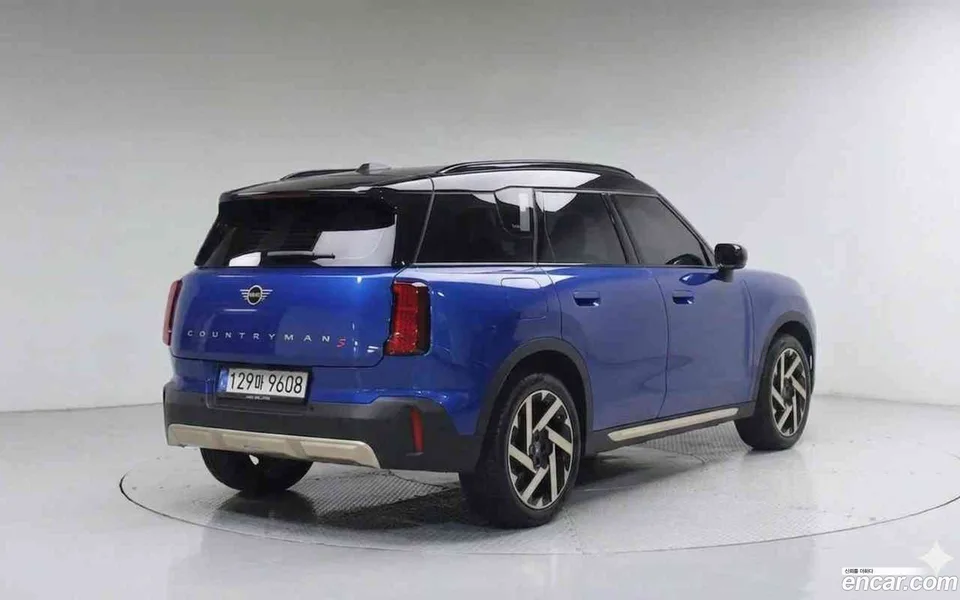 MINI Cooper S Countryman ALL4 2025 — миниатюра 3