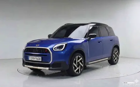 MINI Cooper S Countryman 2025 buy in Moscow