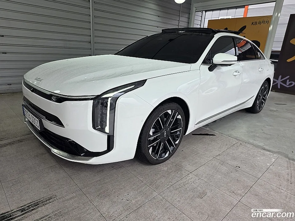 Kia K8 Hybrid 2025 — фото 1, купить с доставкой в Москву