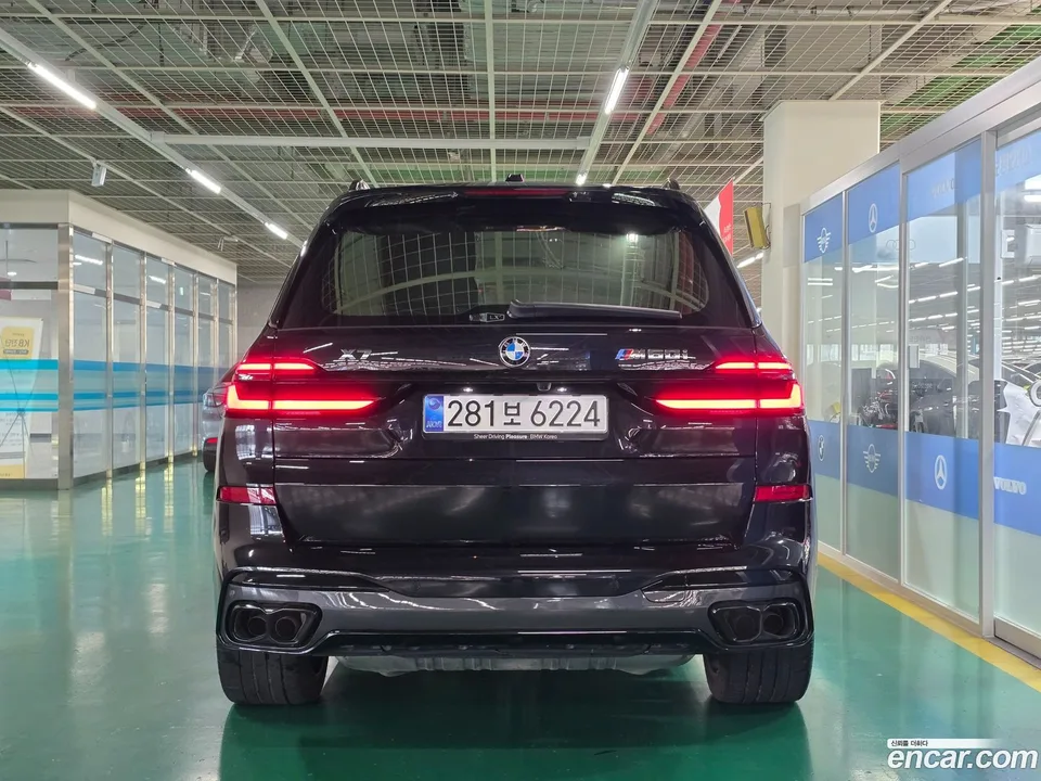 BMW X7 M60i xDrive M 6 2025 — миниатюра 4