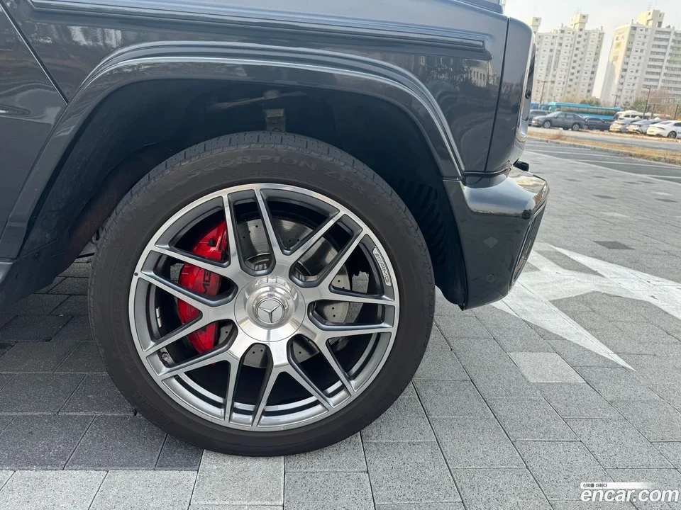 Mercedes-Benz G-Class (W463b) AMG G63 2023 — миниатюра 2