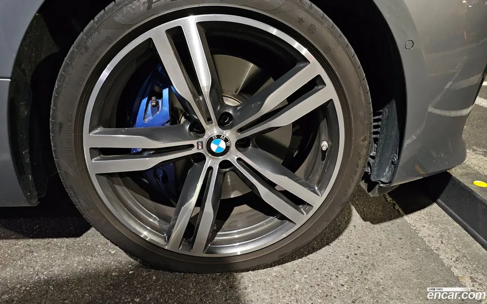 BMW 6 Series GT 630i xDrive M 2023 — миниатюра 5