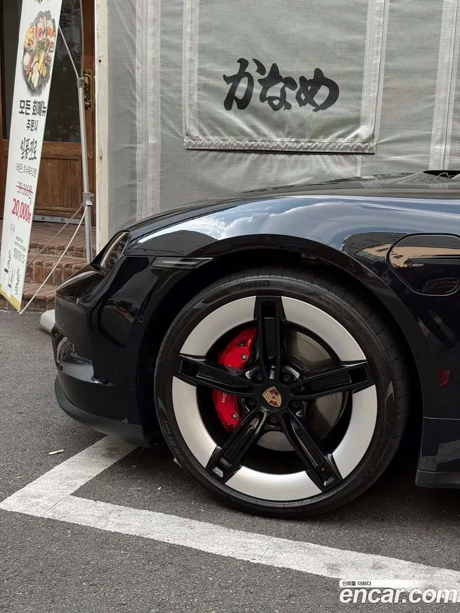 Porsche Taycan 4S 2025 — thumbnail 5