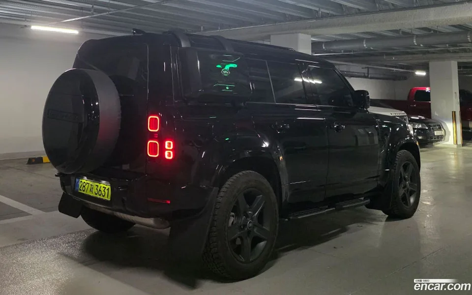 Land Rover Defender 110 D250 X- SE 2025 — миниатюра 3
