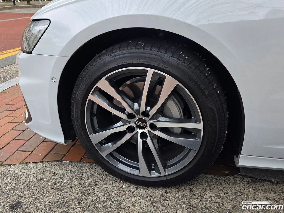 Audi A6 45 TFSI 2023 — миниатюра 2