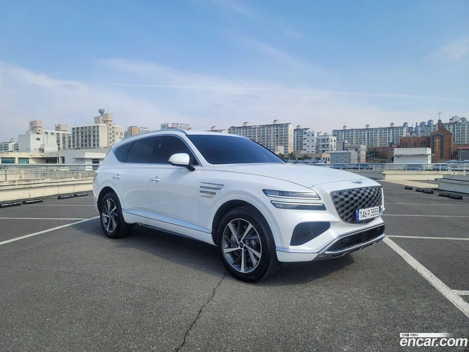Genesis GV80 2.5T AWD 2025 — фото 1, купить с доставкой в Москву