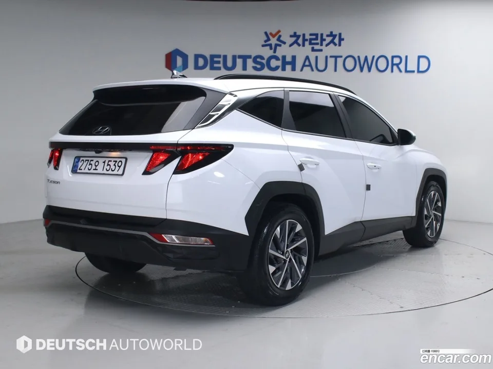 Hyundai Tucson 1.6 2WD 2022 — миниатюра 2