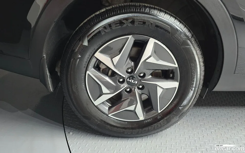 Kia Sorento HEV 1.6 2WD 2022 — миниатюра 2