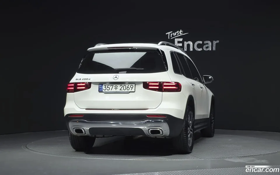 Mercedes-Benz GLB-Class GLB200 d 2024 — миниатюра 4