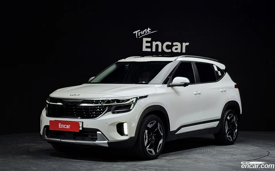 Kia Seltos 1.6 2WD 2022 — фото 1, купить с доставкой в Москву