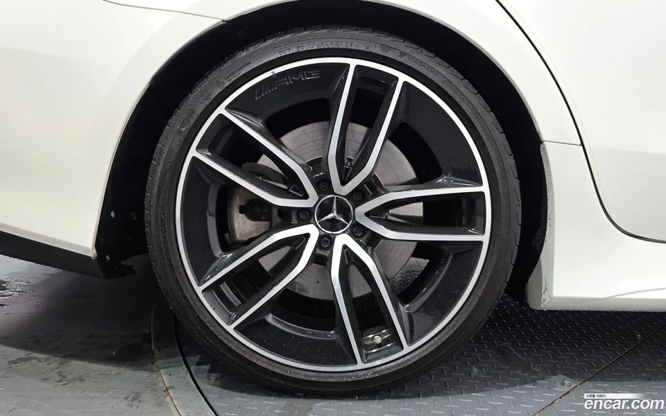 Mercedes-Benz CLS-Class AMG CLS53 4MATIC+ 2022 — миниатюра 5