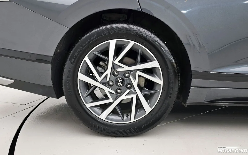 Hyundai Grandeur 2.5 2WD 2023 — миниатюра 5