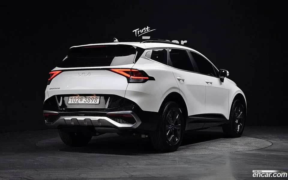 Kia Sportage 2.0 2WD 2022 — миниатюра 2