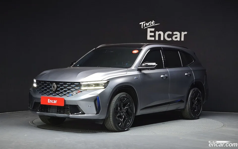 Renault Samsung Grand Koleos 1.5 E-TECH 2WD 2024 — фото 1, купить с доставкой в Москву