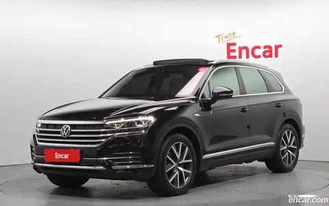 Volkswagen Touareg 2023 купить в Москве