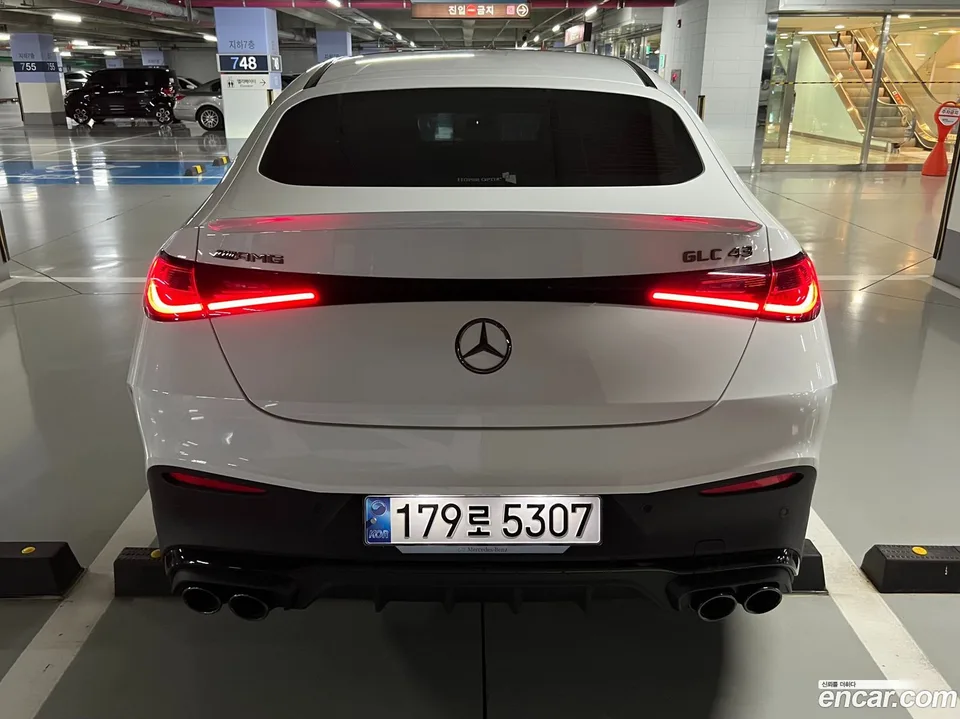 Mercedes-Benz GLC-Class AMG GLC43 4MATIC 2025 — миниатюра 4