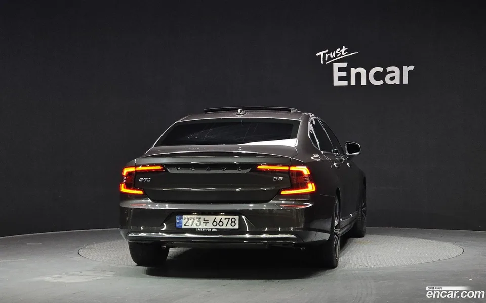 Volvo S90 B5 2023 — миниатюра 4