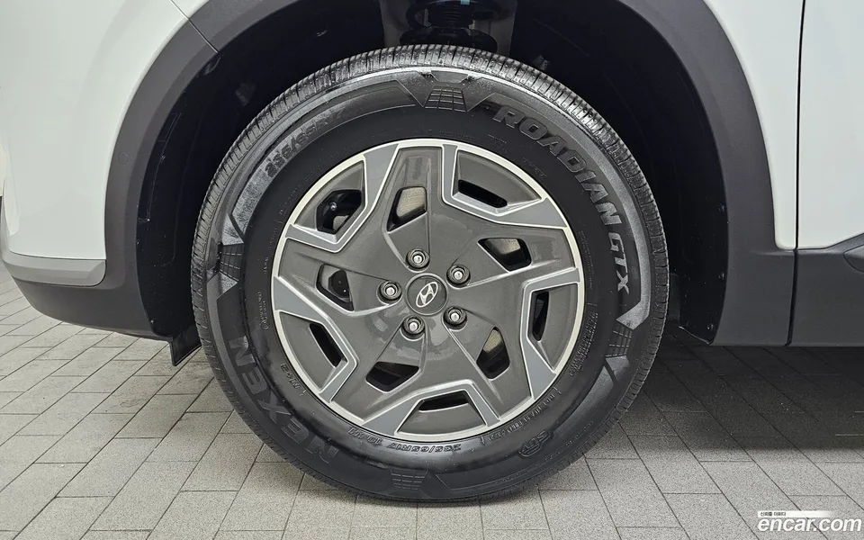 Hyundai SantaFe HEV 1.6 2WD 2023 — миниатюра 5