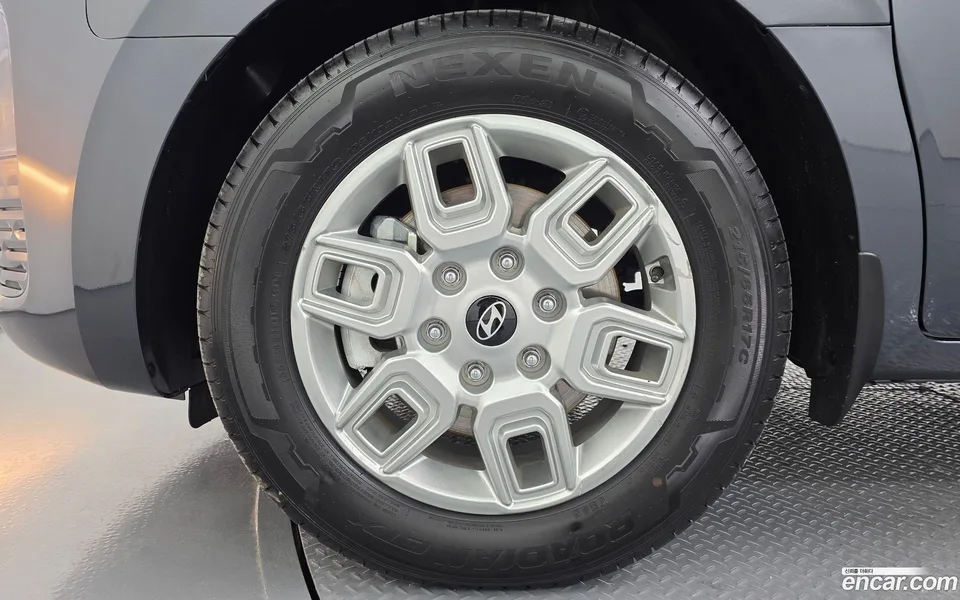 Hyundai Staria HEV 1.6 3 2024 — thumbnail 5