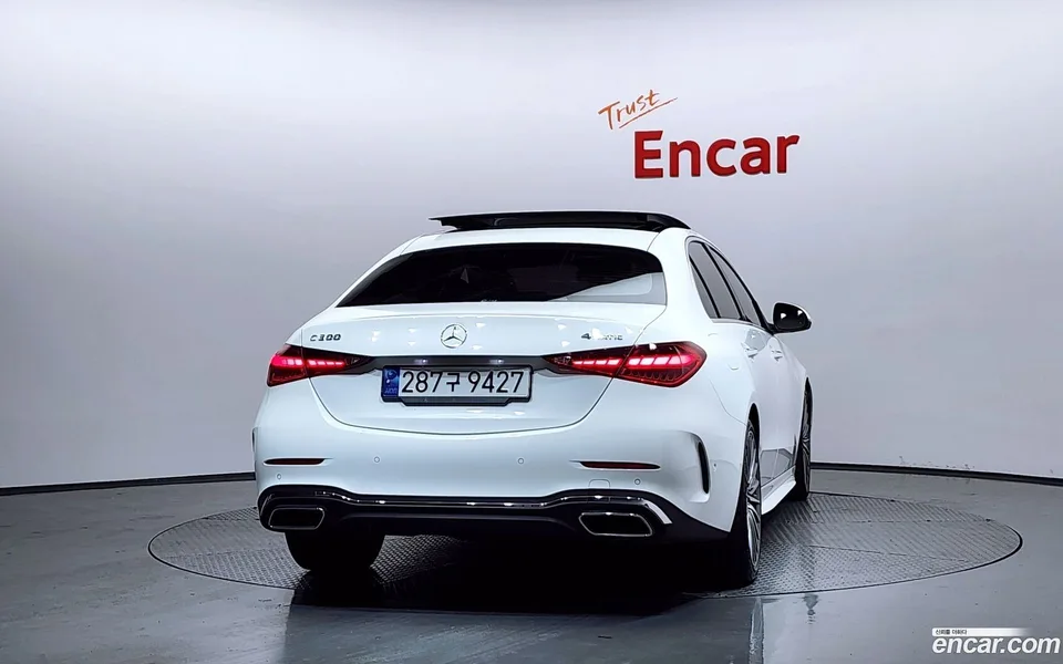 Mercedes-Benz C-Class C300 4MATIC AMG Line 2023 — миниатюра 2