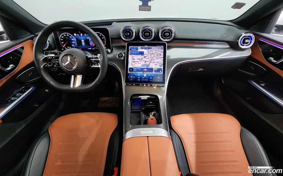 Mercedes-Benz C-Class C300 4MATIC AMG Line 2023 — фото 1, купить с доставкой в Москву