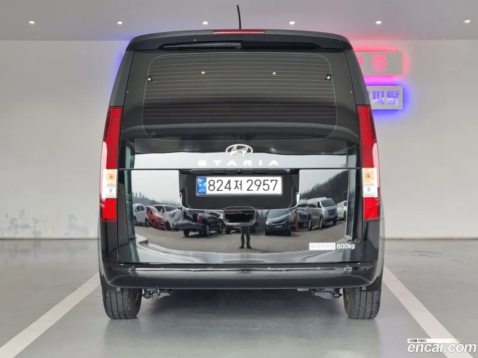 Hyundai Staria L3.5 5 2024 — thumbnail 4