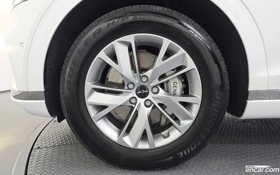 Genesis GV70 2.5T 2WD 2024 — миниатюра 5