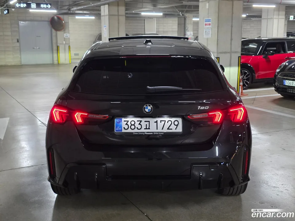 BMW 1 Series 120 M 2025 — миниатюра 4