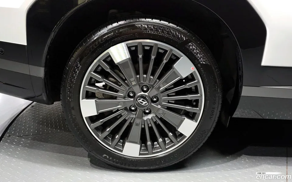 Hyundai SantaFe HEV 1.6 2WD 2024 — миниатюра 5