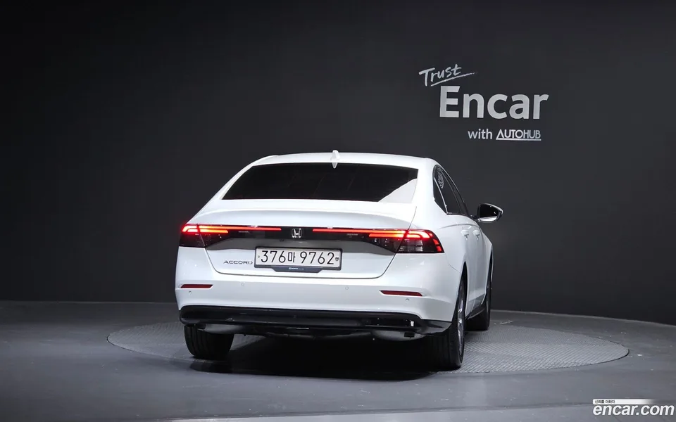 Honda Accord 1.5 2024 — thumbnail 4