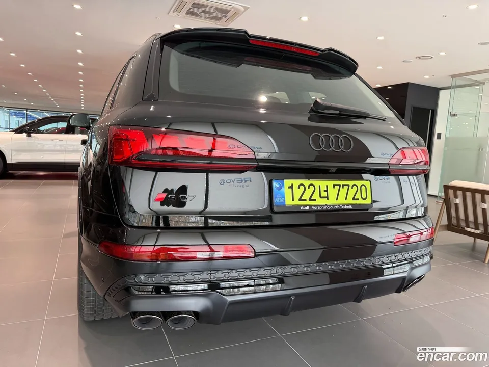 Audi SQ7 (4M) 4.0 TFSI 2026 — миниатюра 4