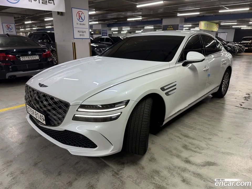 Genesis G80 2.5 AWD 2025 — фото 1, купить с доставкой в Москву