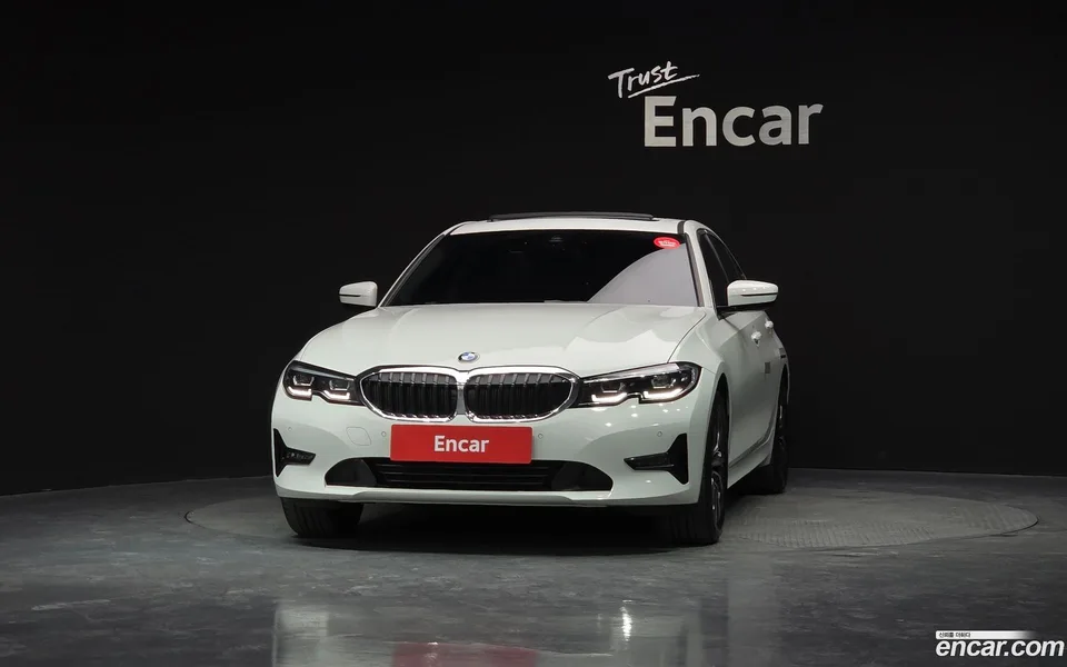 BMW 3 Series 320i 2022 — миниатюра 3