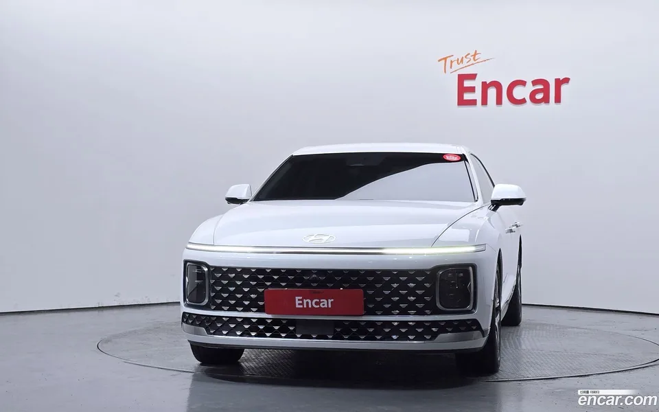Hyundai Grandeur 2.5 2WD 2023 — миниатюра 3
