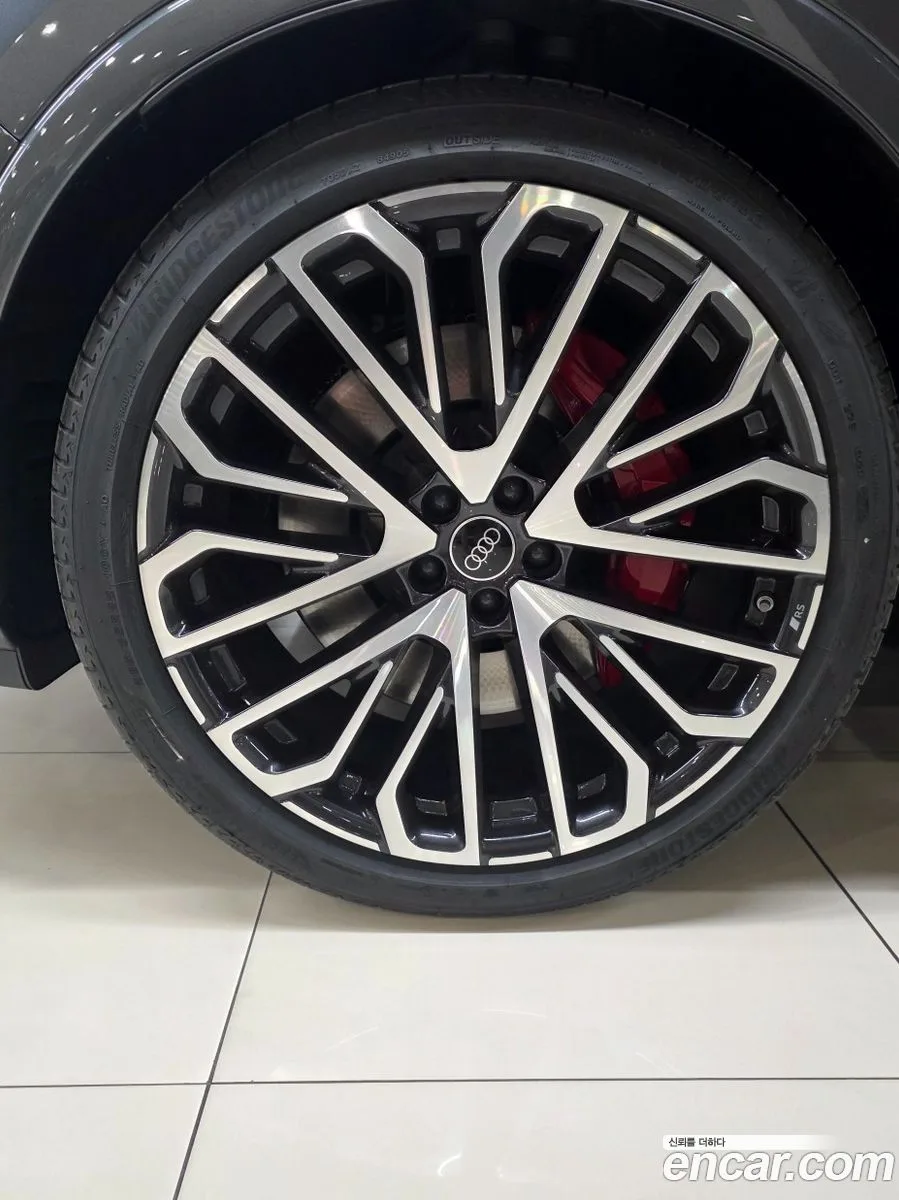 Audi SQ7 (4M) 4.0 TFSI 2026 — миниатюра 2