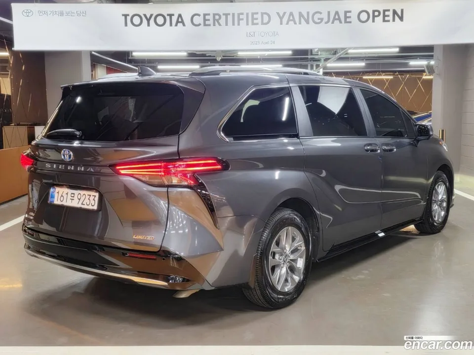 Toyota Sienna 2.5 AWD 2025 — миниатюра 4