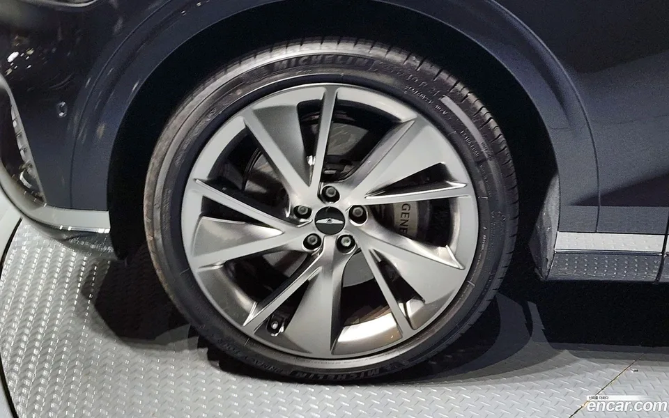 Genesis GV70 2.5T AWD 2025 — миниатюра 2