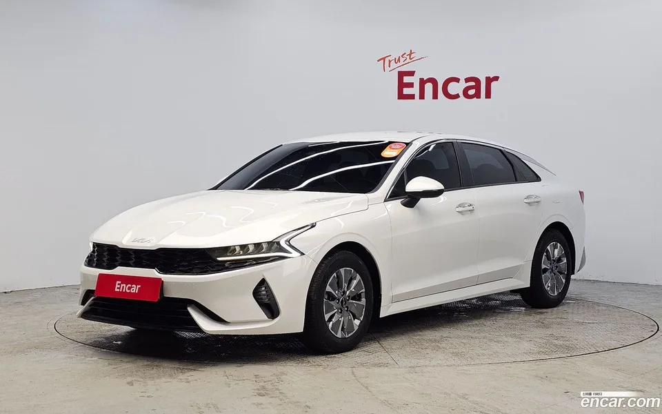 Kia K5 Hybrid 2022 — photo 1, buy with delivery to Moscow