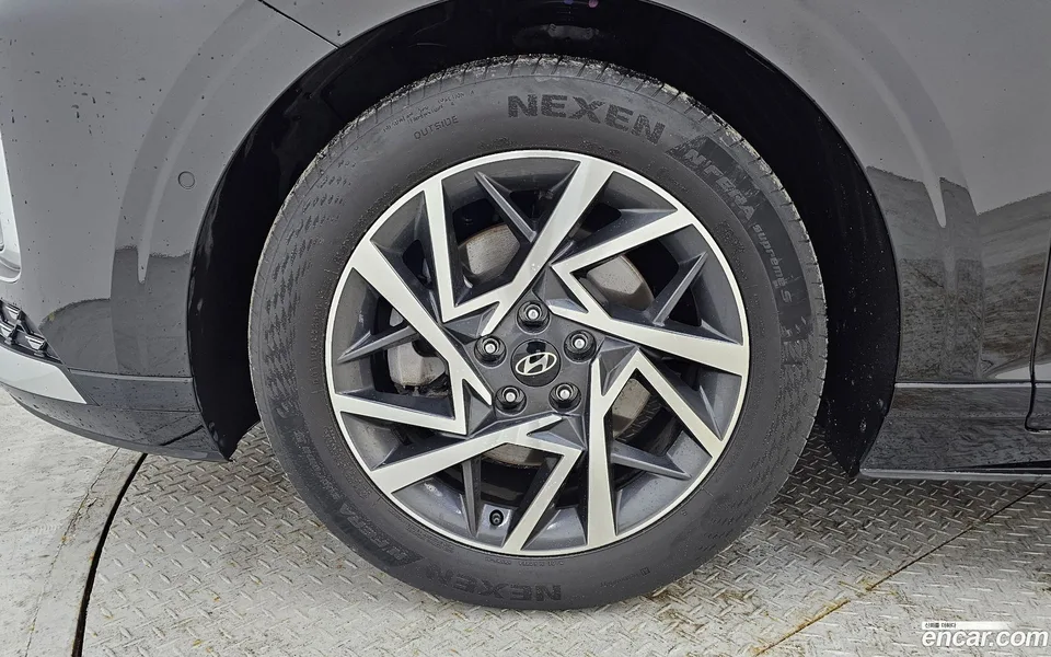 Hyundai Grandeur 2.5 2WD 2023 — миниатюра 2